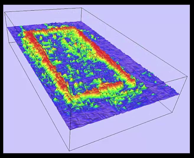 Georadar aplicado em projetos arqueológicos - detecção de estruturas e artefatos enterrados